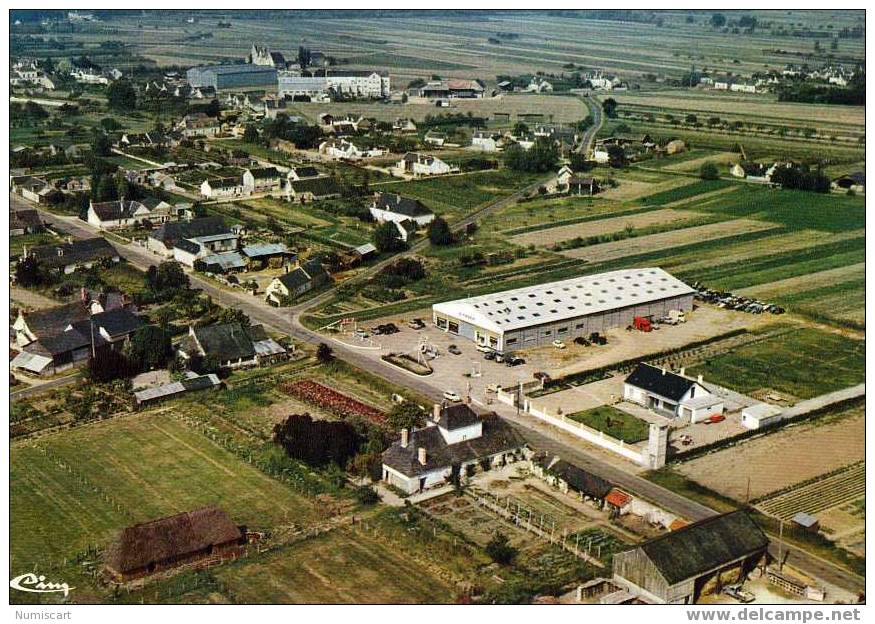 La Menitré ....LA MENITRE ...EN VUE AERIENNE ...ET GARAGE CITROEN...marque Automobile Mythique - Autres & Non Classés