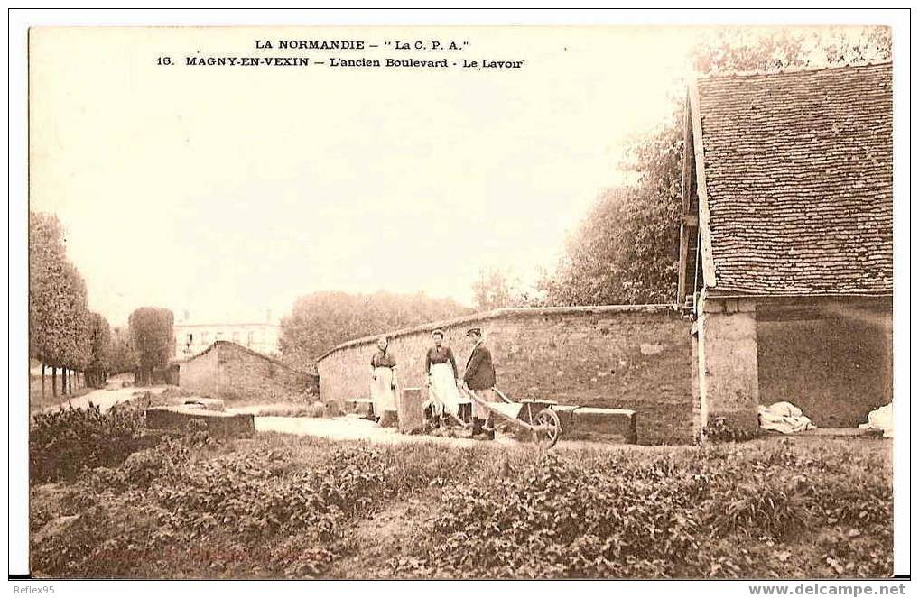 MAGNY EN VEXIN - L'ancien Boulevard - Le Lavoir - Magny En Vexin