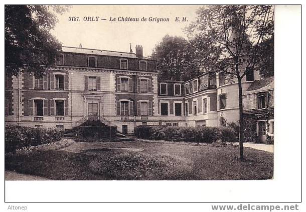 Château De Grignon - Orly