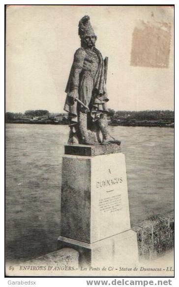 CPA De LES PONTS DE CE - Statue De Dumnacus. - Les Ponts De Ce