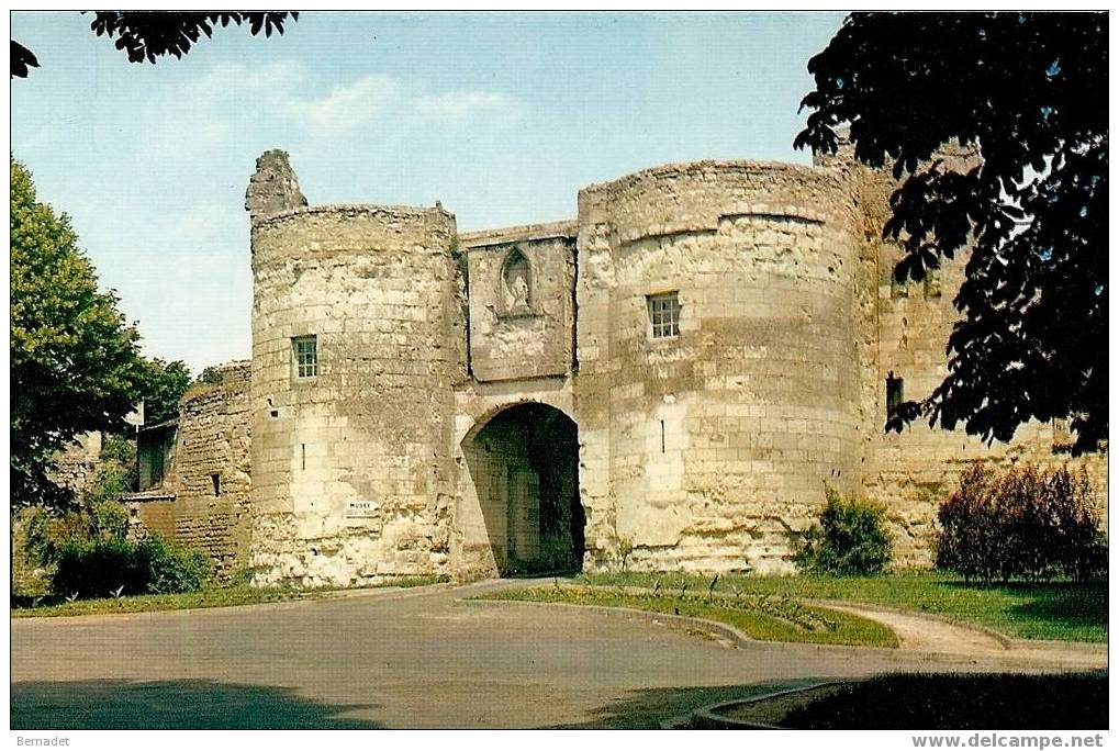 LOUDUN....PORTE DU MARTRAY - Loudun