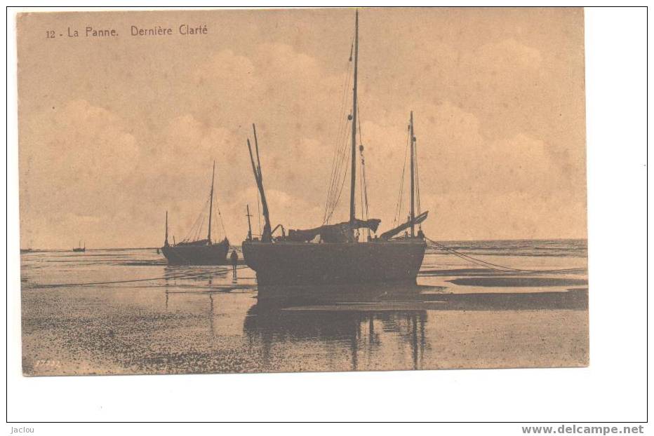 DERNIERE CLARTE SUR LA PANNE Ref106 - Fishing Boats