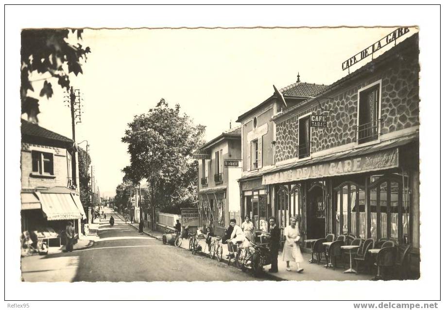 FRANCONVILLE - Rue De La Station - Franconville