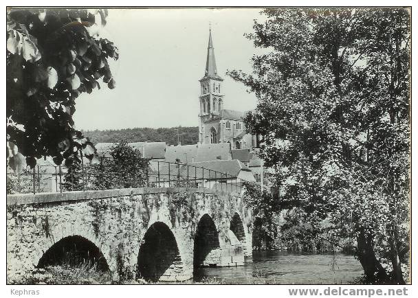 TREIGNES : Le Pont Du Viroin - Copyright Patro, Treignes - Cachet De La Poste 1973 - Viroinval