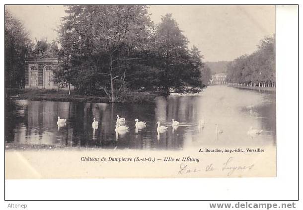 Château : L'île Et L'étang - Dampierre En Yvelines