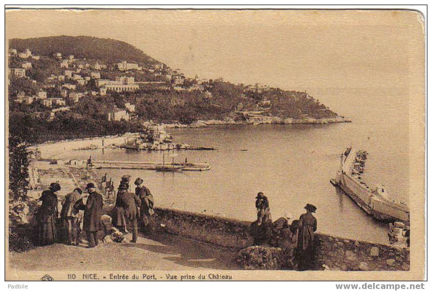 Carte Postale Animée De Nice - Entrée Du Port - Transport Maritime - Port