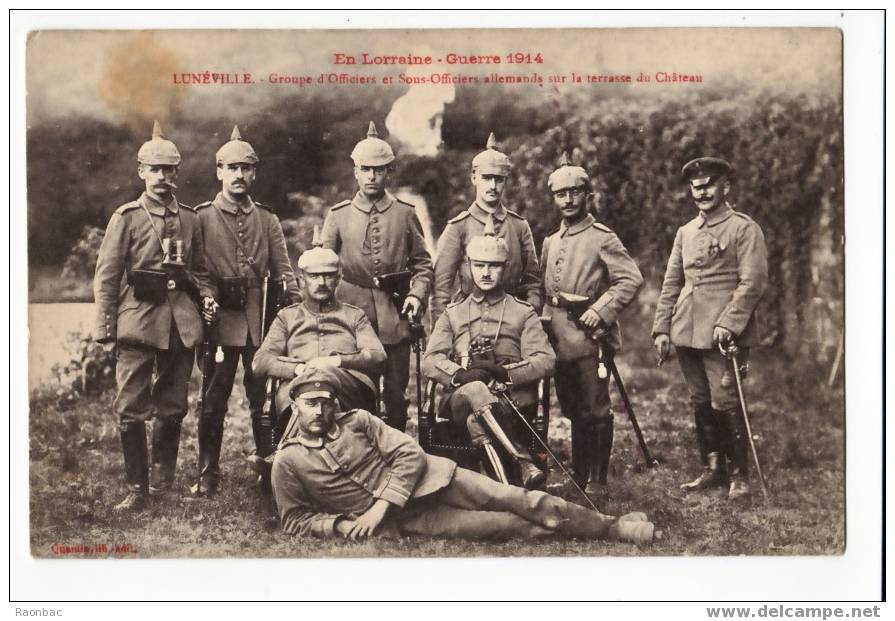 CPA--54--LUNEVILLE------OFFICIERS   ALLEMANDS--- MILITARIA ----GUERRE - Luneville