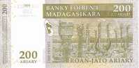 MADAGASCAR    200 Ariary   Daté De 2004     ***** BILLET  NEUF ***** - Madagaskar