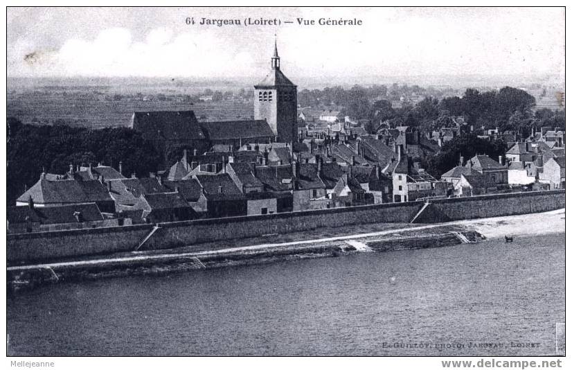 Cpa Jargeau (45, Loiret) Vue Générale . Photo Guillot - Jargeau