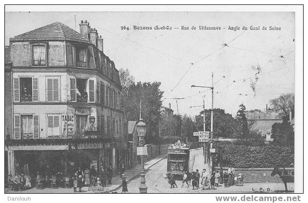 95 /*/ VAL D OISE / BEZONS / Rue De Villeneuve - Angle Du Quai De Seine / Animée / +tramway / LPG - Bezons