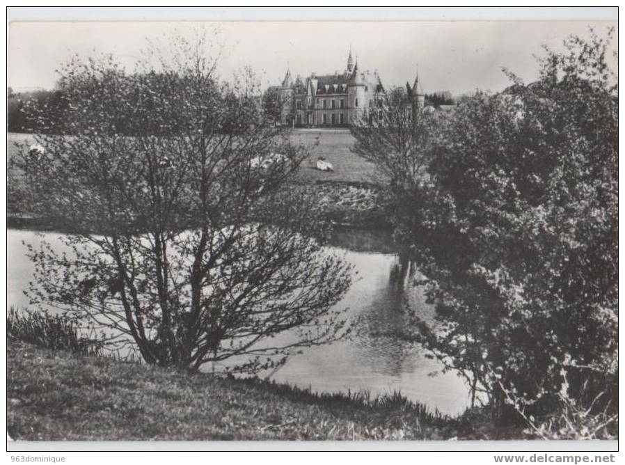 Jamoigne - Sur - Semois : Maison Du Sacre - Coeur - Le Château Vu De La Semois - Chiny