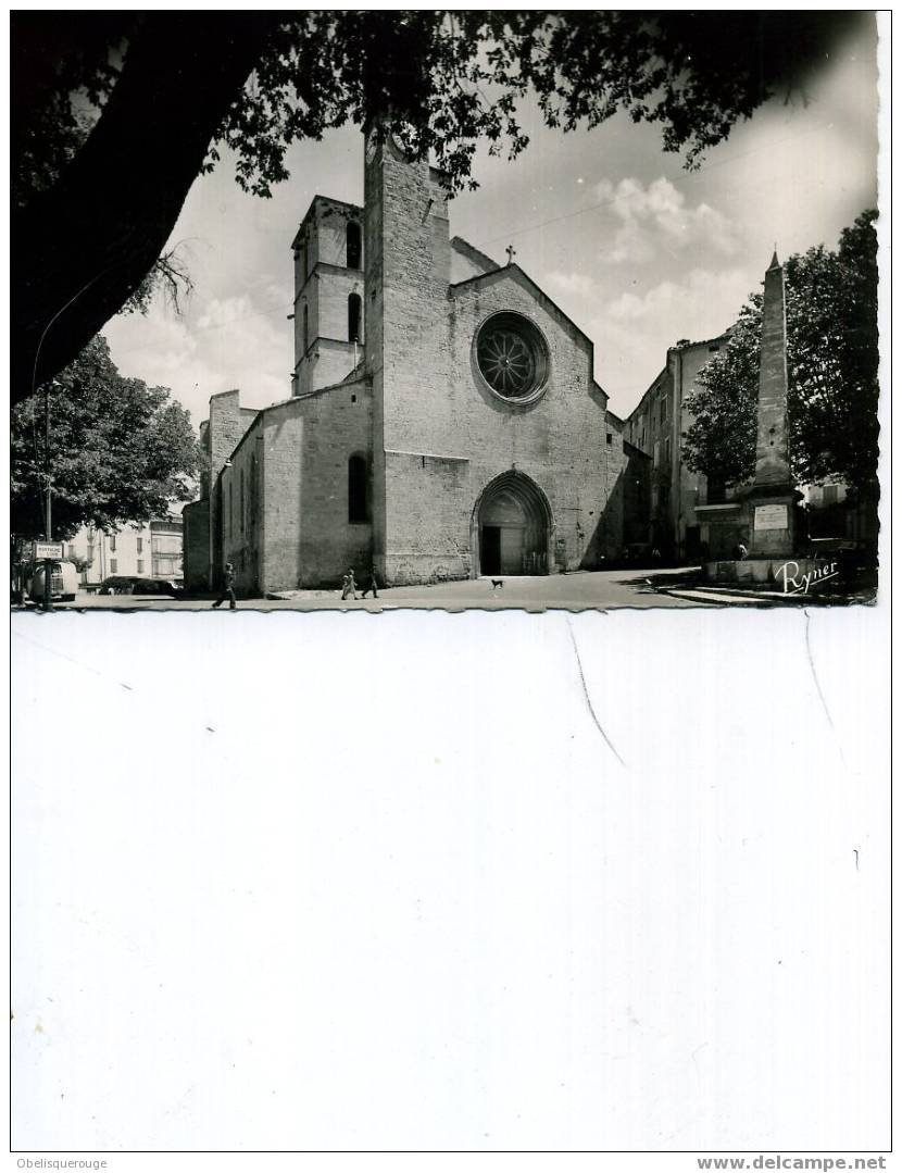 04 FORCALQUIER LA CATHEDRALE SM DENTELEE N° 2437 1948 - Forcalquier