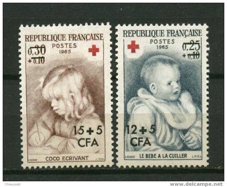 Réunion ** CFA N° 366/367 - Au Profit De La Croix-Rouge - Autres & Non Classés