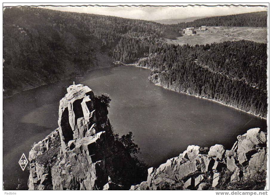 Carte Postale De Munster - Le Lac Blanc Et Le Rocher Hans - Munster