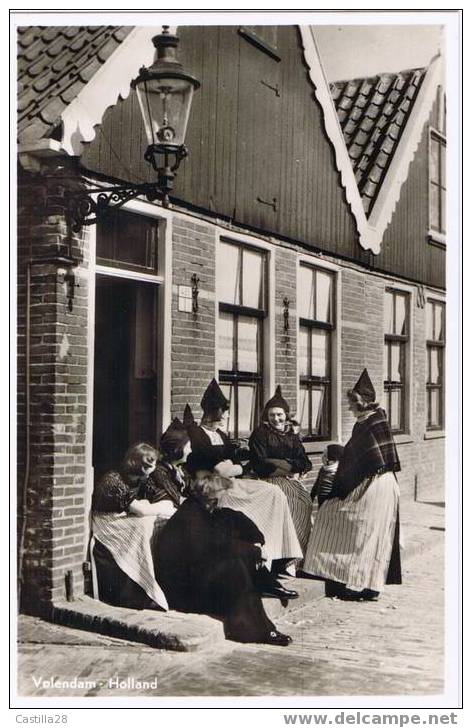 CPSM VOLENDAM (jeunes Femmes) - Volendam