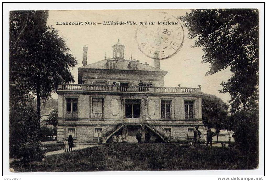 H112 - LIANCOURT - L´Hôtel De Ville, Vue Sur La Pelouse (1919) - Liancourt