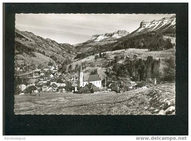 CPSM - Saint Pierre D'Entremont - Au Fond, Le Granier Et Rochebrune ( Cellard 20541) - Saint-Pierre-d'Entremont