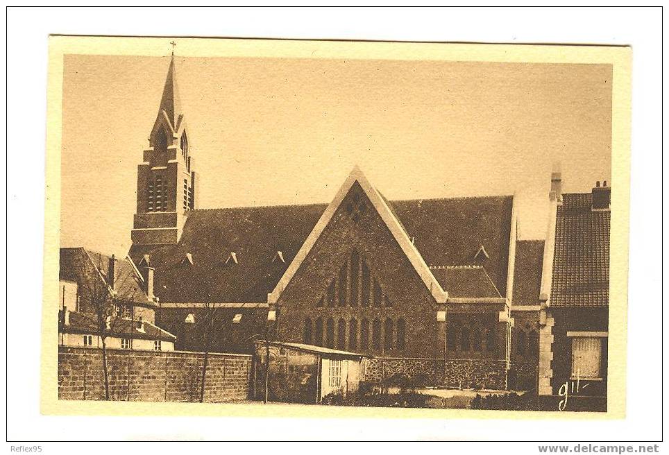 LA COURNEUVE - Saint-Yves ( Eglise) - Les Chantiers Du Cardinal - La Courneuve