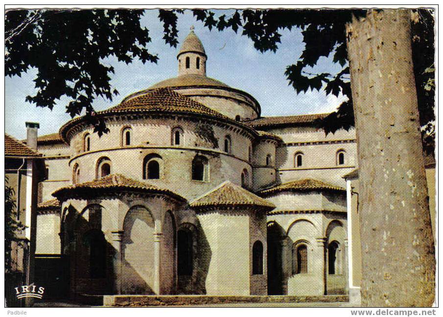 Carte Postale  De L'église Abbatiale - Sousceyrac