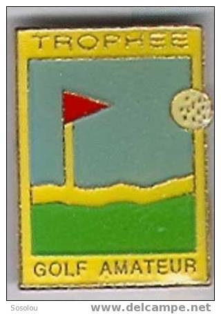 Trophée Golf Amateur. Le Drapeau Et La Balle - Golf