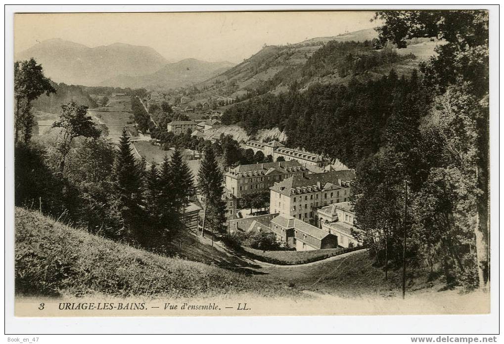 {26892} 38 Isère Uriage Les Bains , Vue D' Ensemble - Uriage