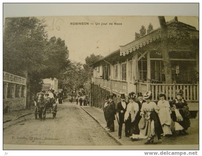 ROBINSON - Un Jour De Noces - Le Plessis Robinson