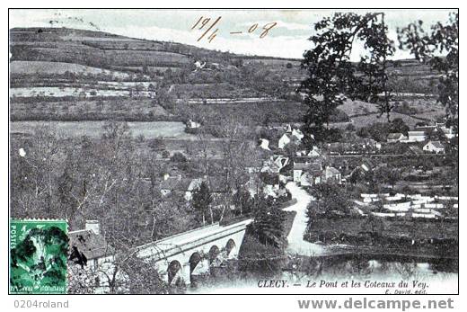 Clecy - Le Pont Et Les Coteaux De Vey - Clécy