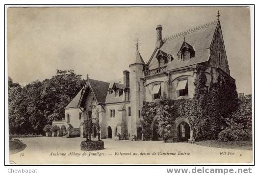 Jumièges - Ancienne Abbaye - Bâtiment Au Dessus De L'ancienne Entrée - Jumieges