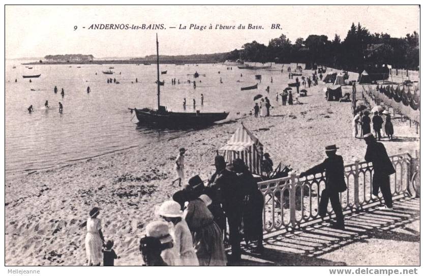 Cpa Andernos Les Bains (33, Gironde) La Plage à L'heure Du Bain, Animée - Andernos-les-Bains