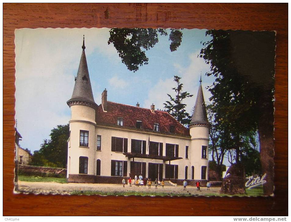 SAINT CHERON   LA MAIRIE  ANIMEE AVEC DES ENFANTS - Saint Cheron