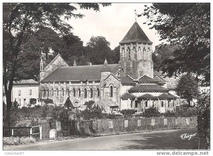 79 - DEUX SEVRES - MELLE - EGLISE ROMANE ST HILAIRE XIIè Siècle - Editeur THEOJAC N° 174-1 - Melle