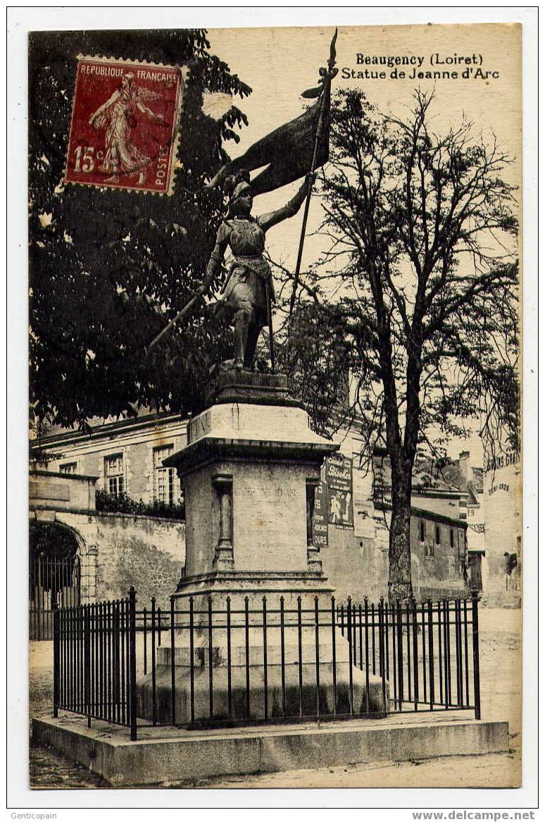 H129 - BEAUGENCY - Statue De Jeanne D'Arc - Beaugency