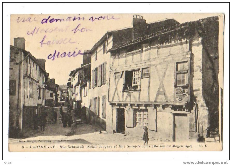 CPA---79----PARTHENAY---RUE DELAVAULT----RUE ST-NICOLAS_______________________________________ - Parthenay