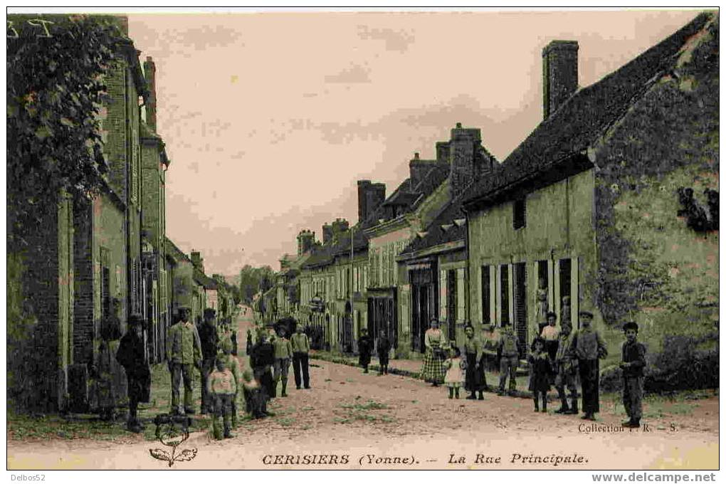 CERISIERS - La Rue Principale - Cerisiers