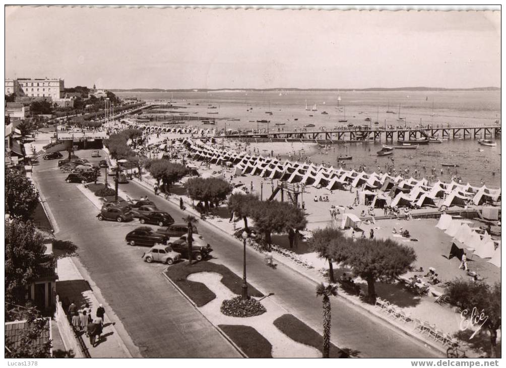 ARCACHON / VUE GENERALE DE LA PLAGE ET DES BOULEVARDS PROMENADE - Arcachon