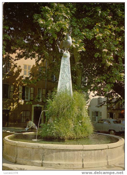 CUERS / FONTAINE DU COQ / RARE CPSM - Cuers