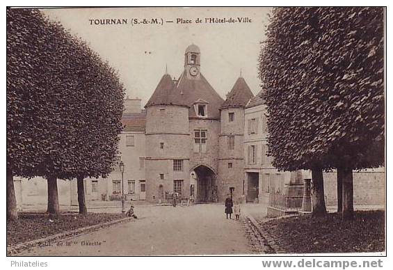 TOURNAN PLACE DE LA MAIRIE - Tournan En Brie