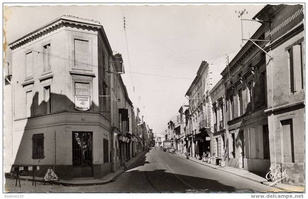 33. St André De Cubzac. La Rue Nationale. - Cubzac-les-Ponts