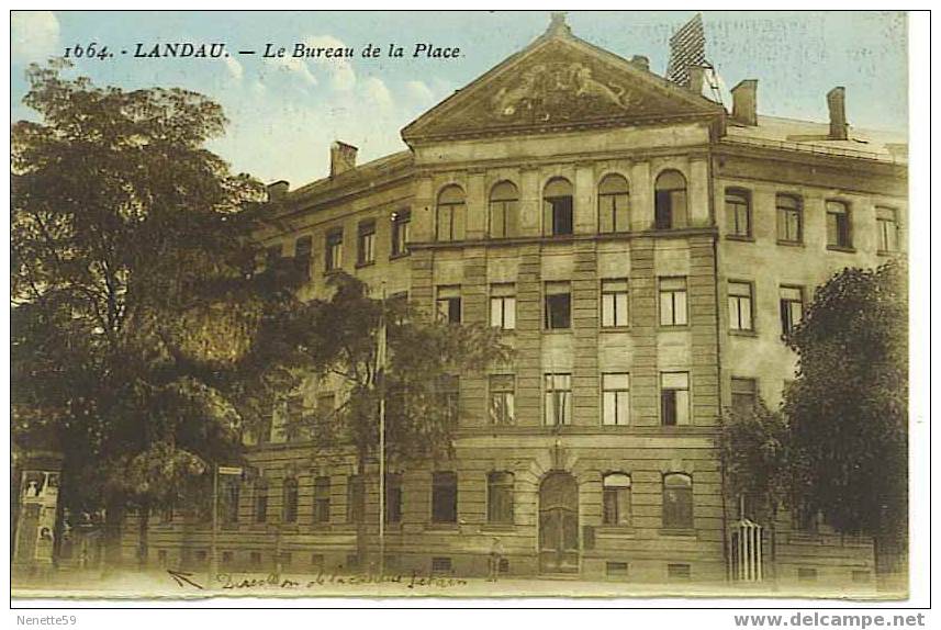 LANDAU 1926 Le Bureau De La Place - Landau