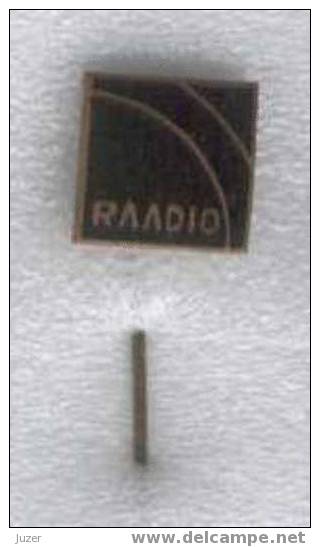 Estonian RADIO - TV Pin (1) - Other & Unclassified