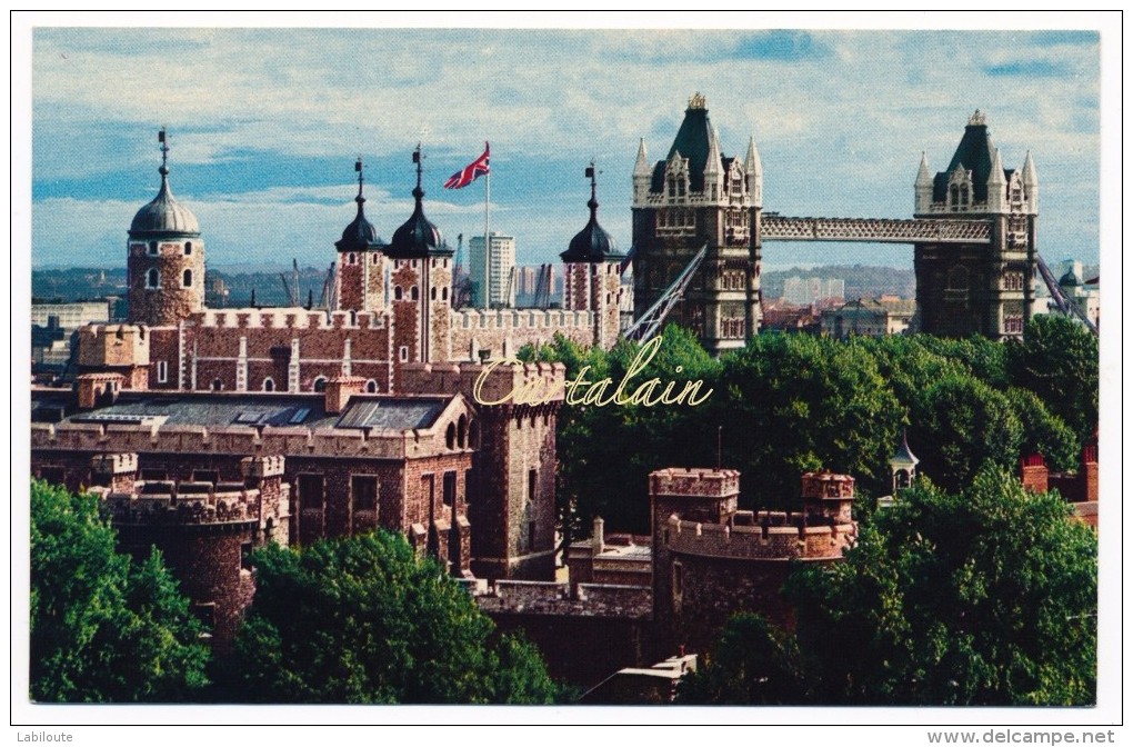 London - The Tower And Tower Bridge - Londres - Tower Of London