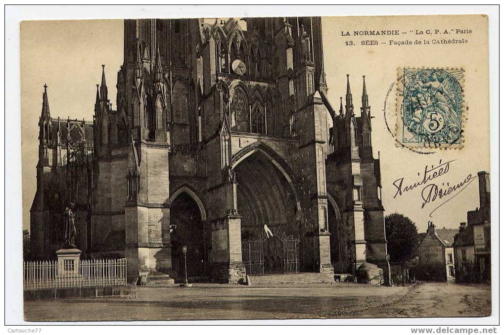 J8 - SEES - Façade De La Cathédrale  (dos Non Divisé) - Sees