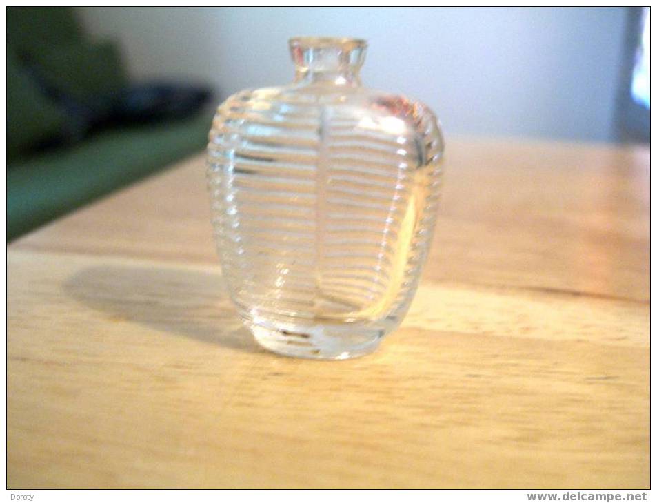 JOLI FLACON MINIATURE EN VERRE - Miniature Bottles (without Box)