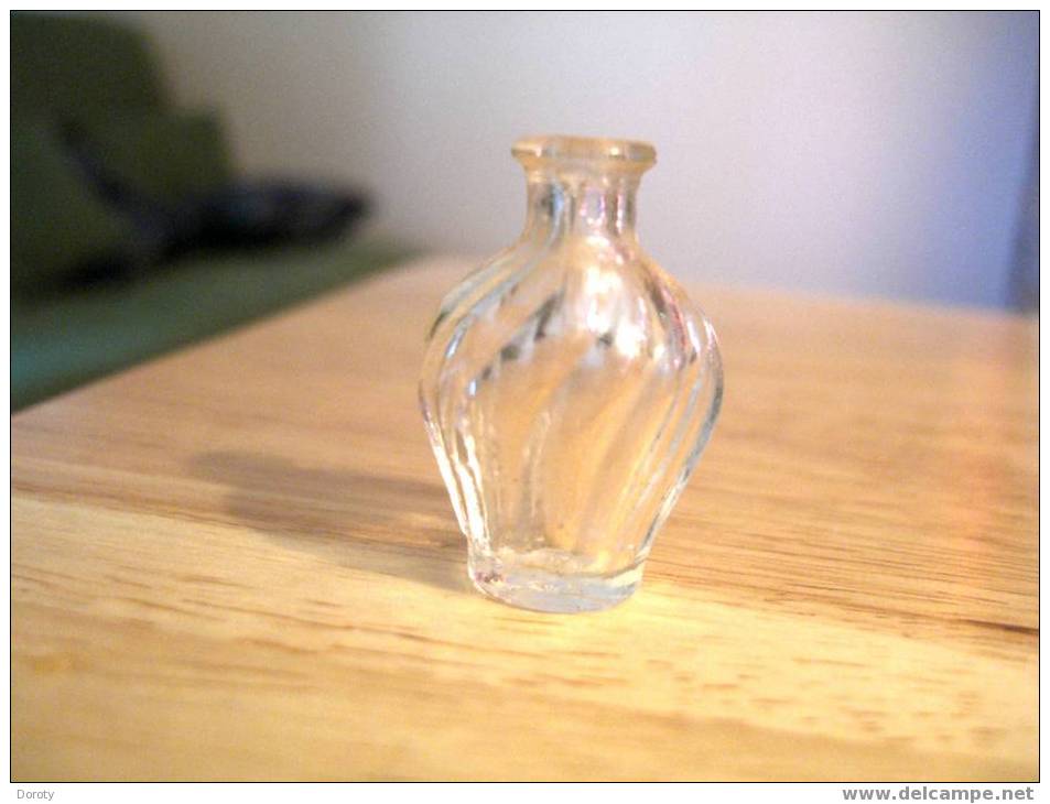 JOLI FLACON MINIATURE EN VERRE - Miniature Bottles (without Box)