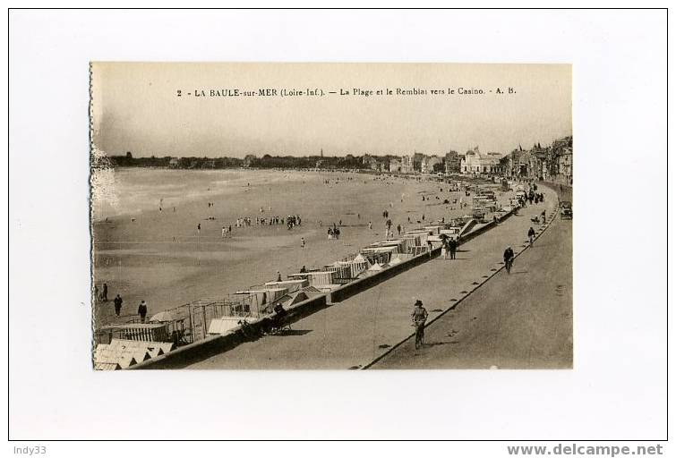 "LA BAULE-SUR-MER - LA PLAGE ET LE REMBLAIVERS LE CASINO" (LOIRE-INF.) - Casinos