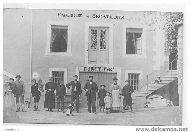 69 // RHONE / BEAUJEU / CARTE PHOTO / DURET FABRIQUE DE SECATEURS / ANIMEE / - Beaujeu