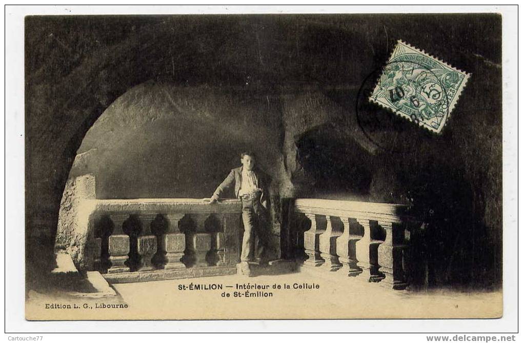 J16 - SAINT-EMILION - Intérieur De La Cellule (1907 - Carte Animée) - Saint-Emilion