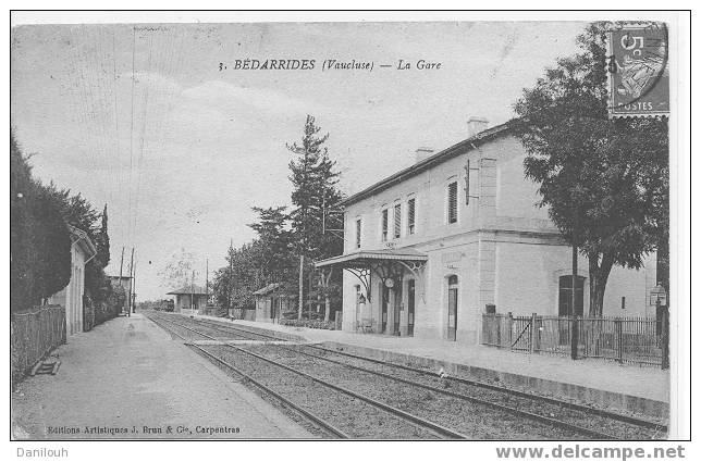 84 // VAUCLUSE / BEDARRIDES / La Gare / Brun édit / ** - Bedarrides