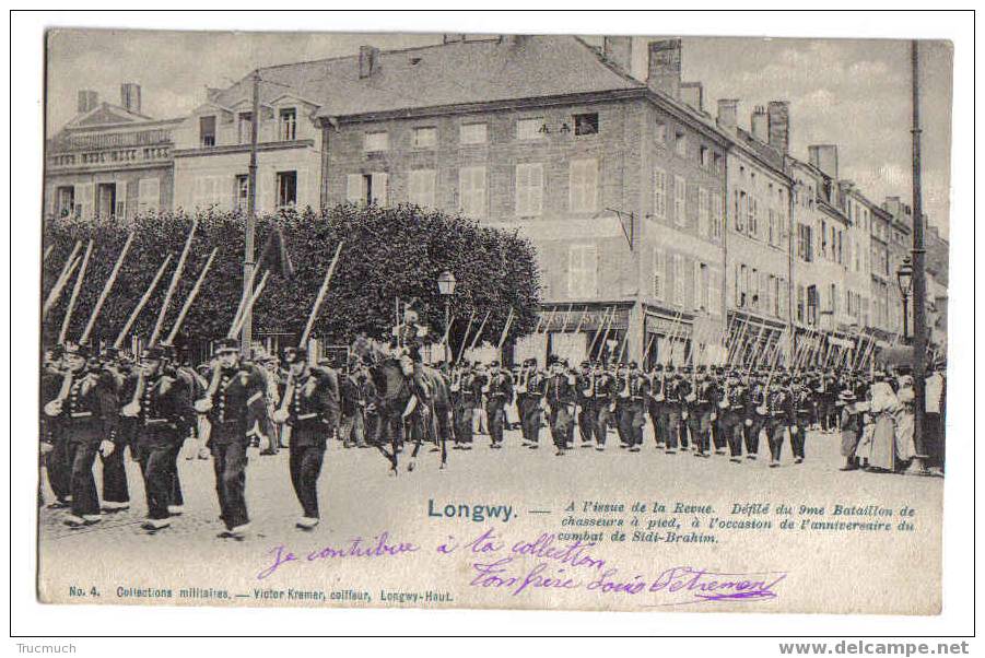 9030 - LONGWY - A L' Issue De La Revue - Défilé Du 9ème Bataillon De Chasseur à Pied... Sidi Brahim  *ed. Victor Kremer* - Longwy