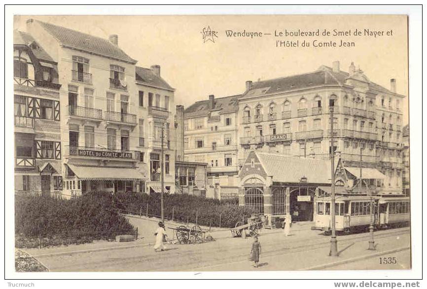 8135 - WENDUYNE  - Le Boulevard De Smet De Nayer Et L' Hôtel Du Comte Jean - Wenduine